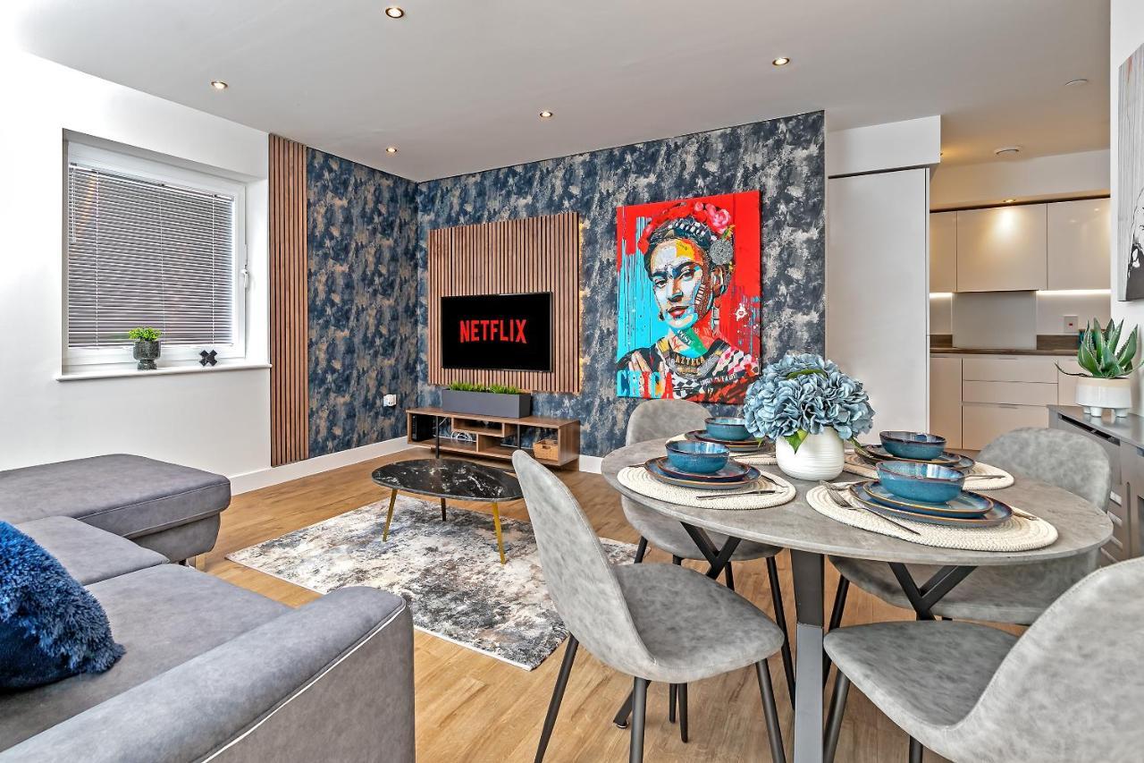 Airport Oasis: Luxury With Free Parking Luton (Bedfordshire)