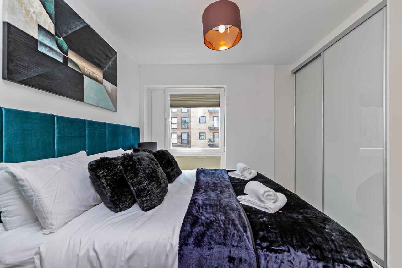 Airport Oasis: Luxury With Free Parking * Luton (Bedfordshire)
